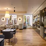 INNSiDE by Meliá Braga Centro Hotel