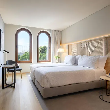 Innside By Meliá Centro 4*